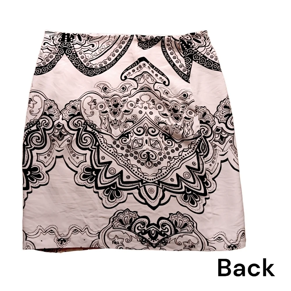 Silk Skirt Lined, Large Print, Navy & White, Size 8 - Picture 2 of 6